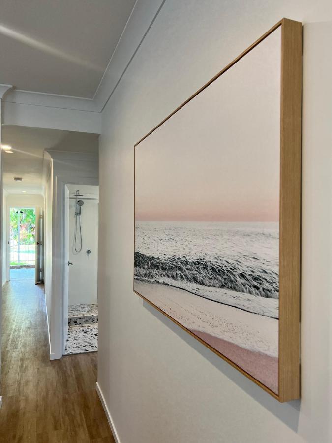 Comfortable Beach Home Скарборо Екстер'єр фото