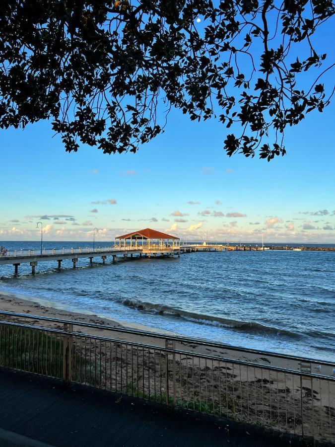 Comfortable Beach Home Скарборо Екстер'єр фото