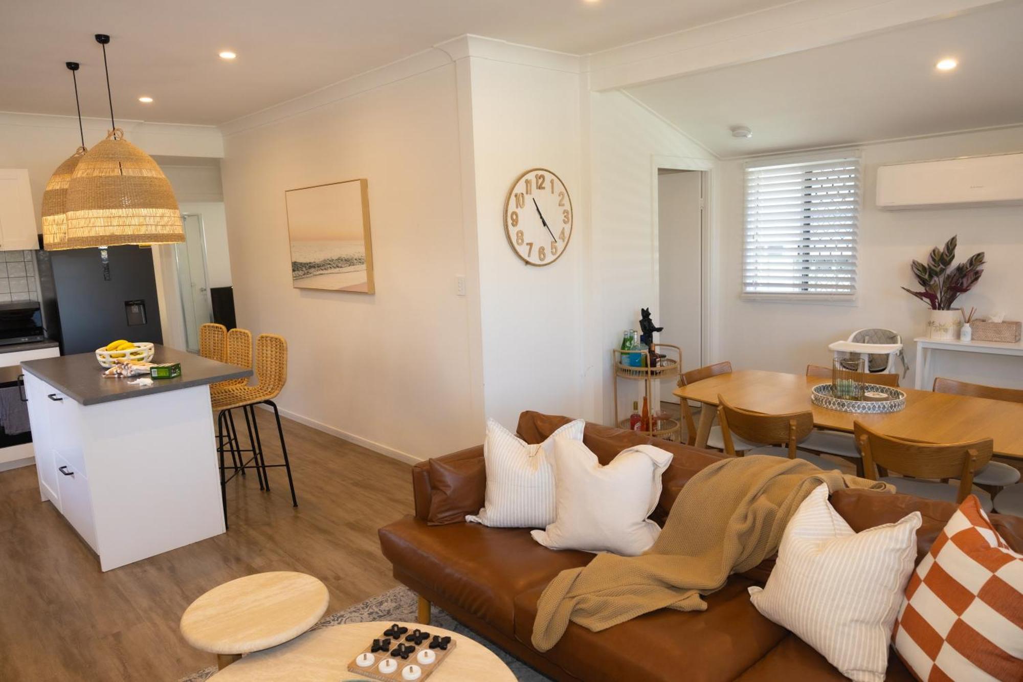 Comfortable Beach Home Скарборо Екстер'єр фото