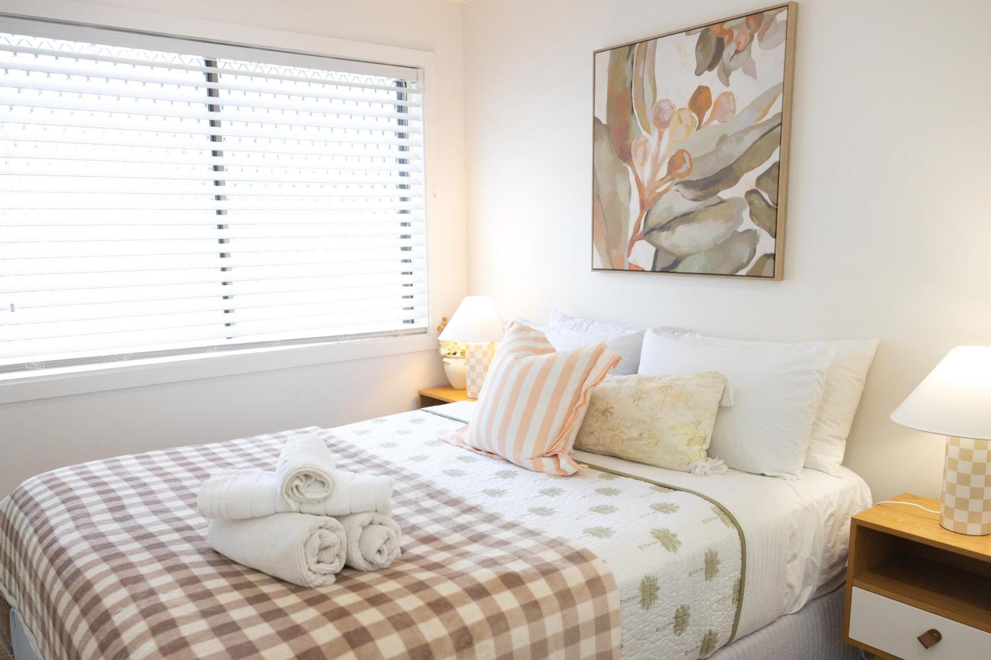 Comfortable Beach Home Скарборо Екстер'єр фото